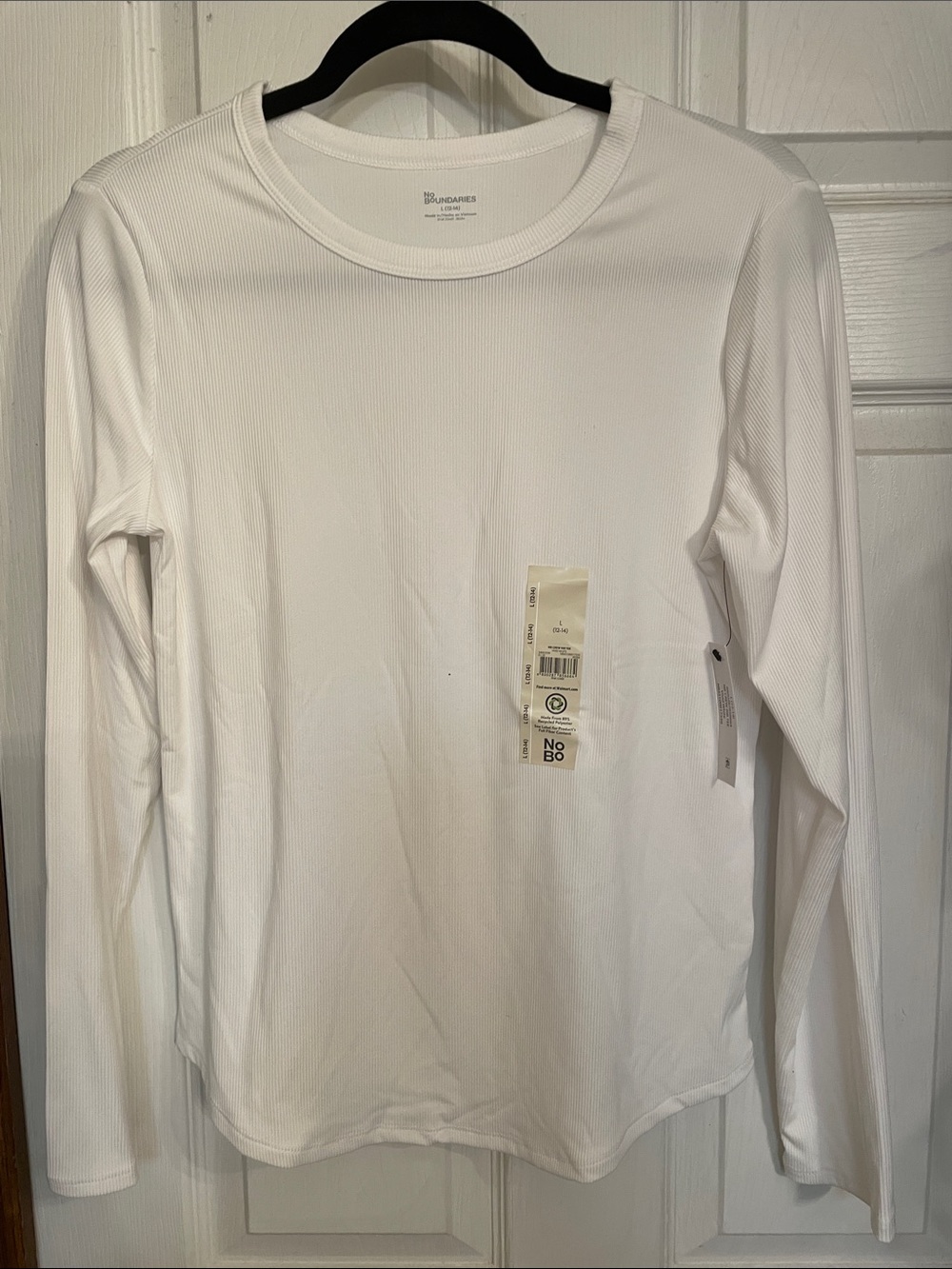 No Boundaries White Ribbed Long Sleeve Crewneck Shirt